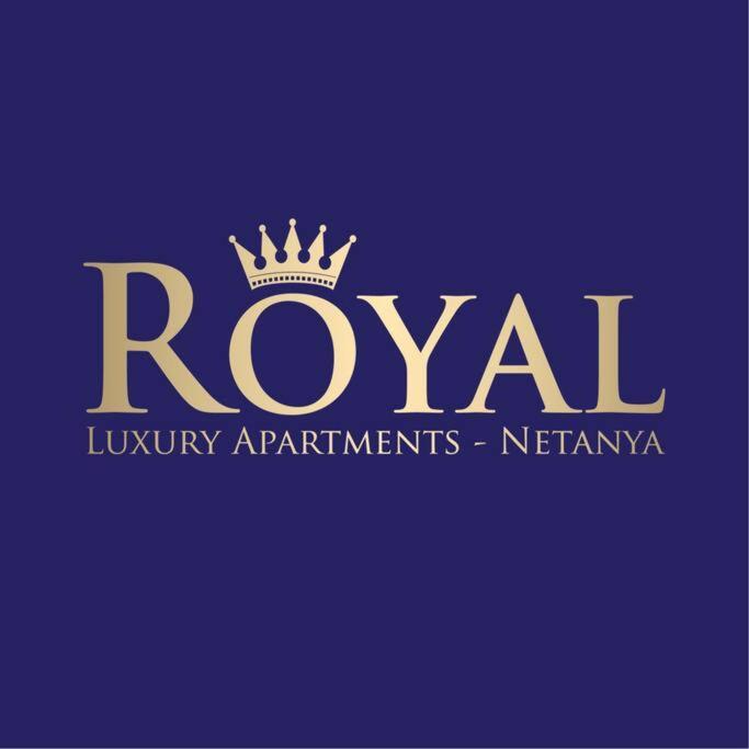 Royal Beach Front Apartments Νετάνια Εξωτερικό φωτογραφία